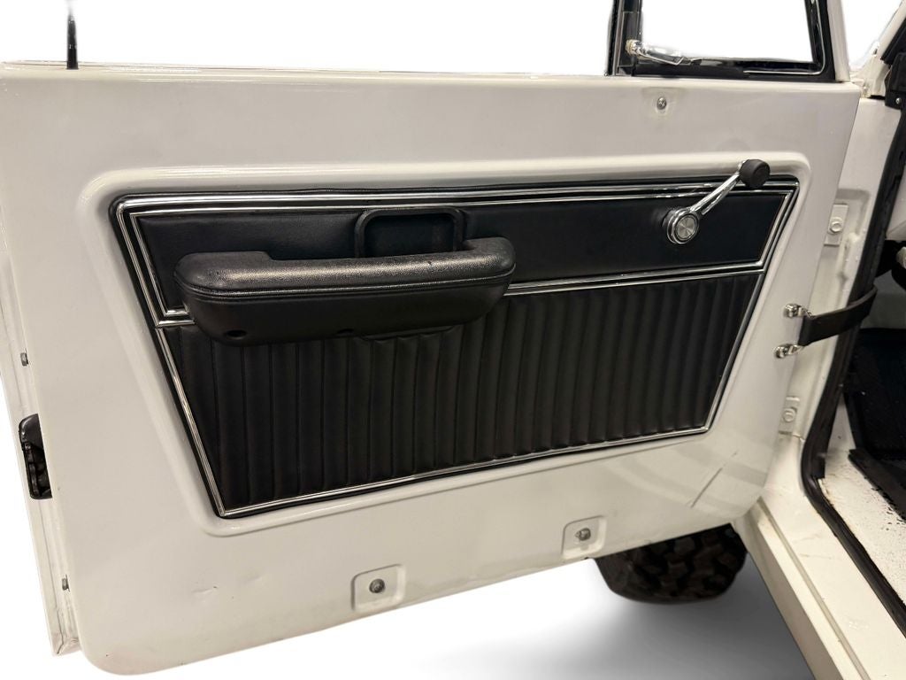 1977 Ford Bronco Base