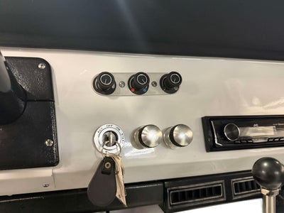 1977 Ford Bronco Base