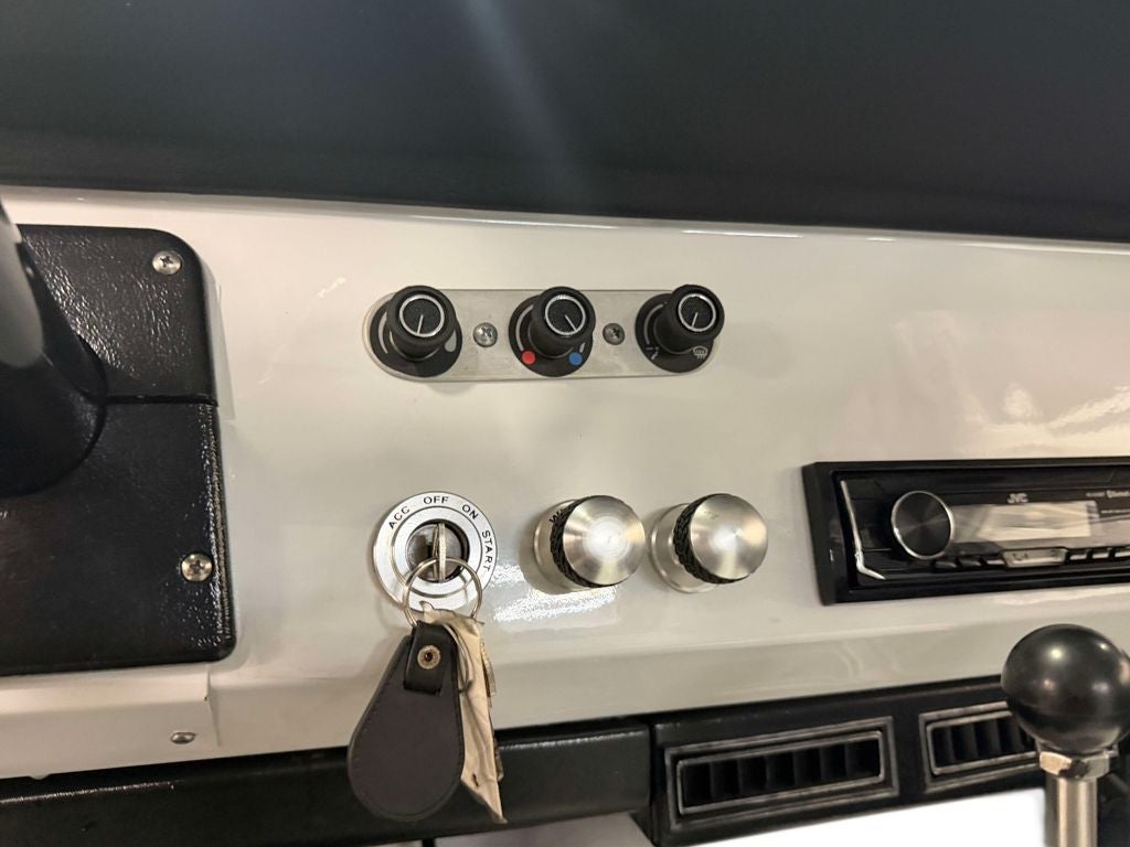 1977 Ford Bronco Base