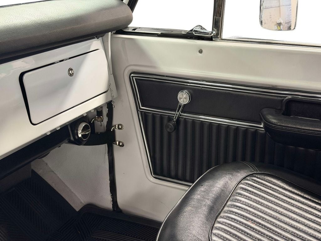 1977 Ford Bronco Base