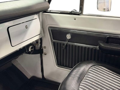 1977 Ford Bronco Base