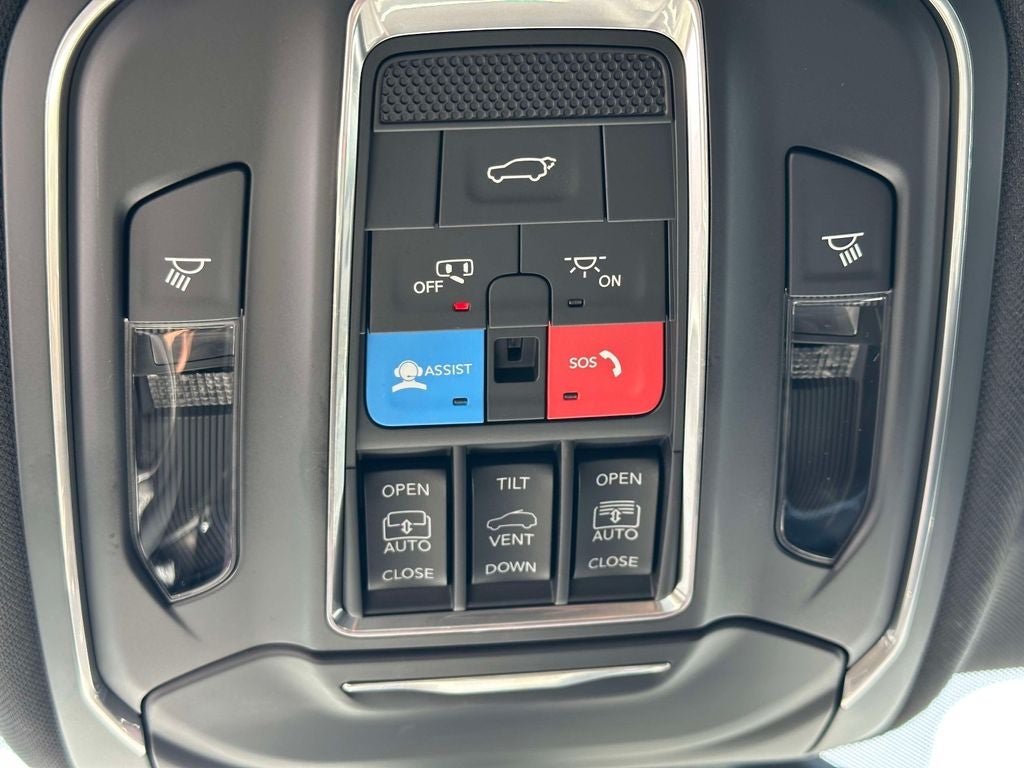 2026 Jeep Grand Cherokee Limited Reserve