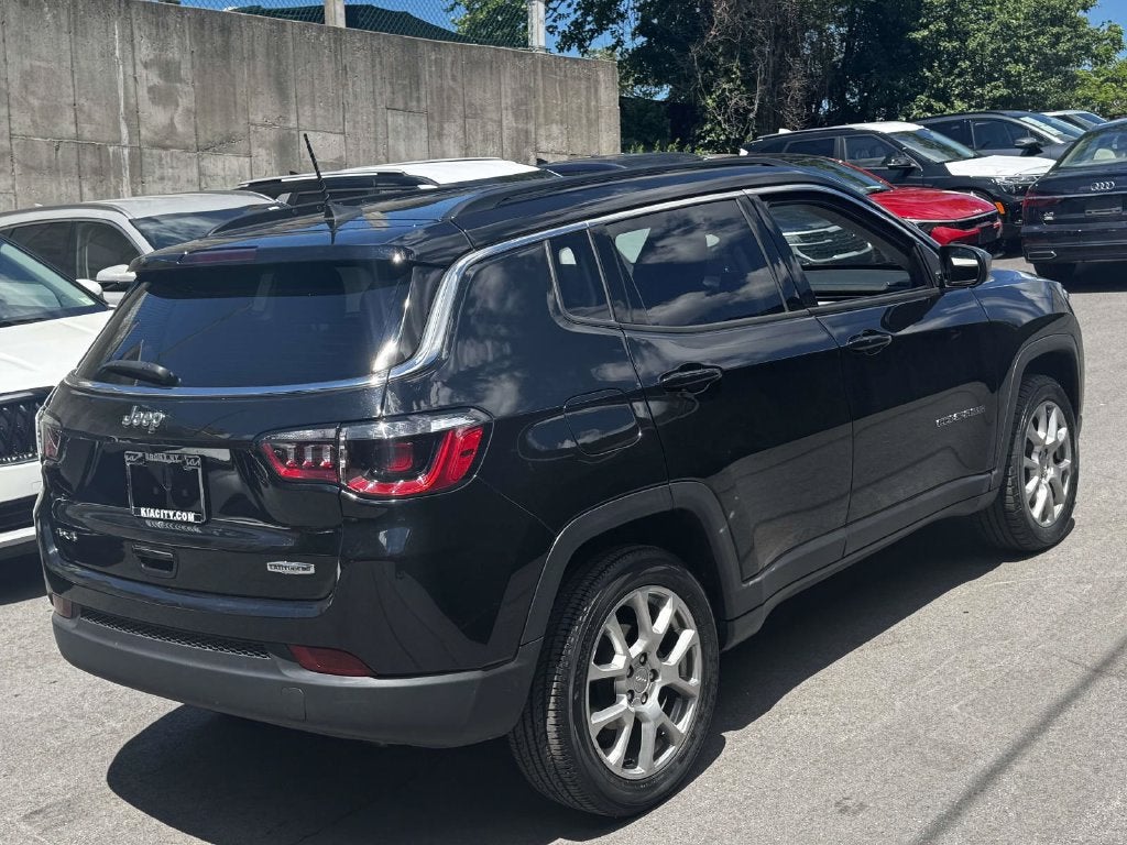 2022 Jeep Compass Latitude Lux