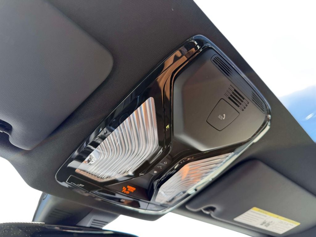 2025 BMW 2 Series 230i xDrive