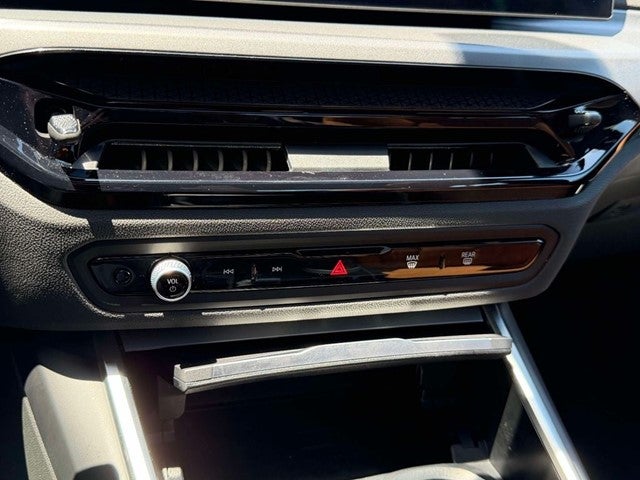 2025 BMW 2 Series 230i xDrive