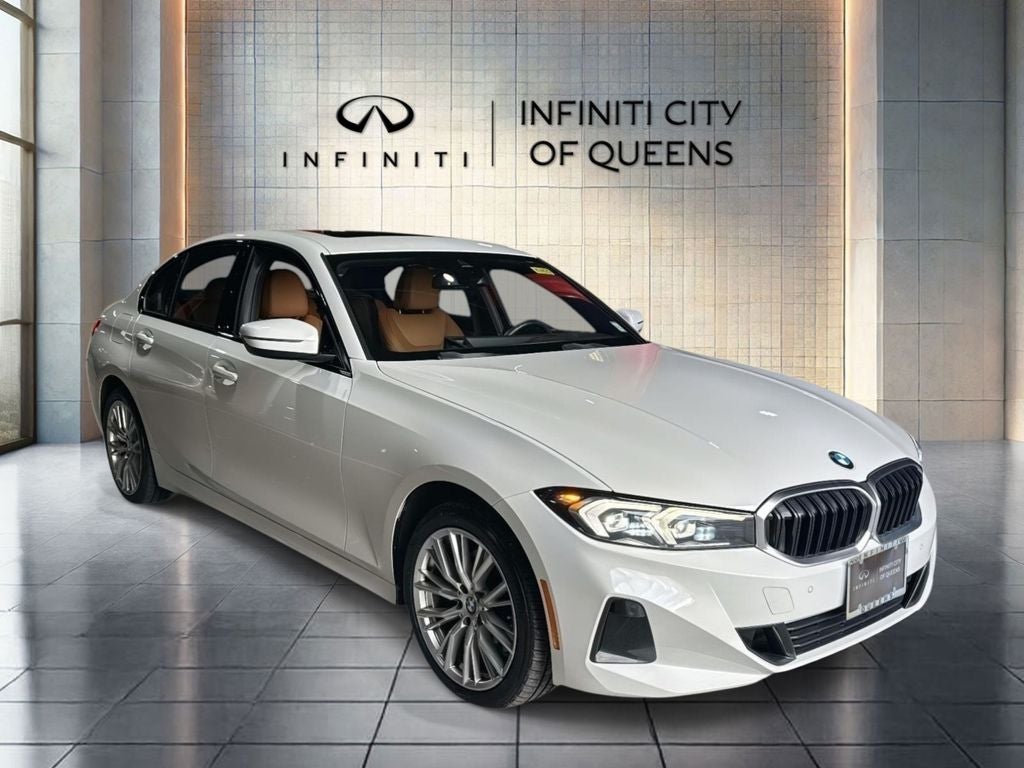 2023 BMW 3 Series 330i xDrive Sedan's photo