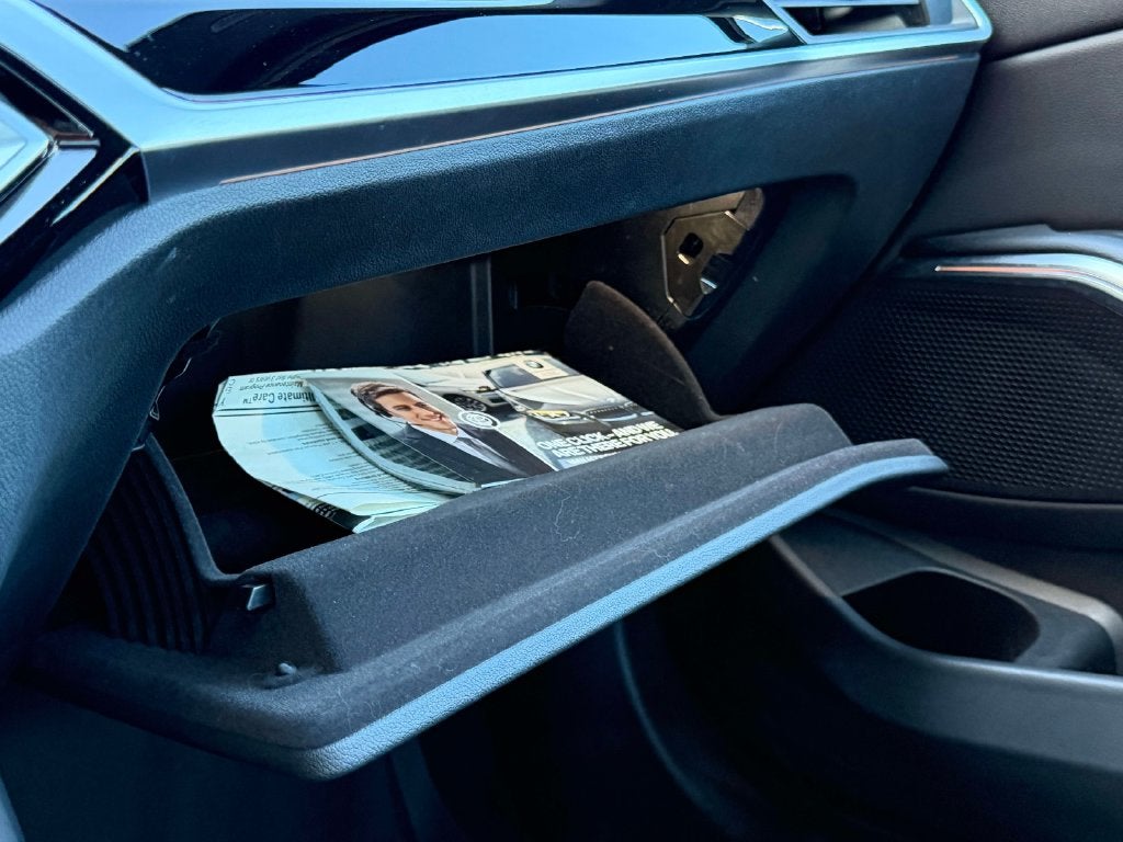 2024 BMW 3 Series 330i xDrive