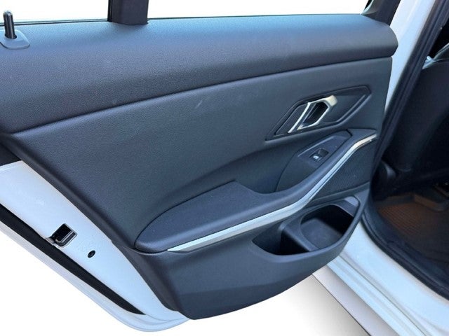 2024 BMW 3 Series 330i xDrive