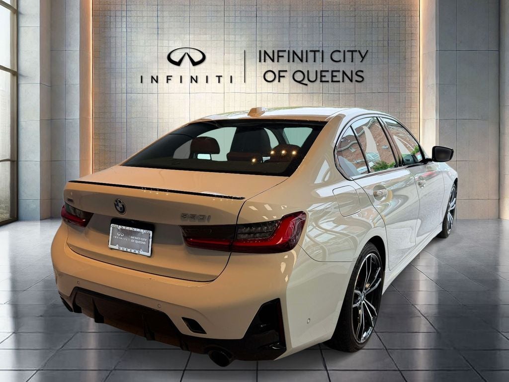 2023 BMW 3 Series 330i xDrive
