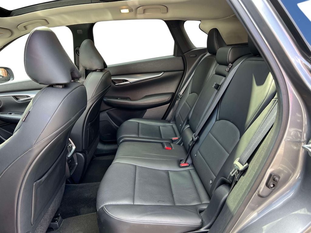 2024 INFINITI QX50 LUXE