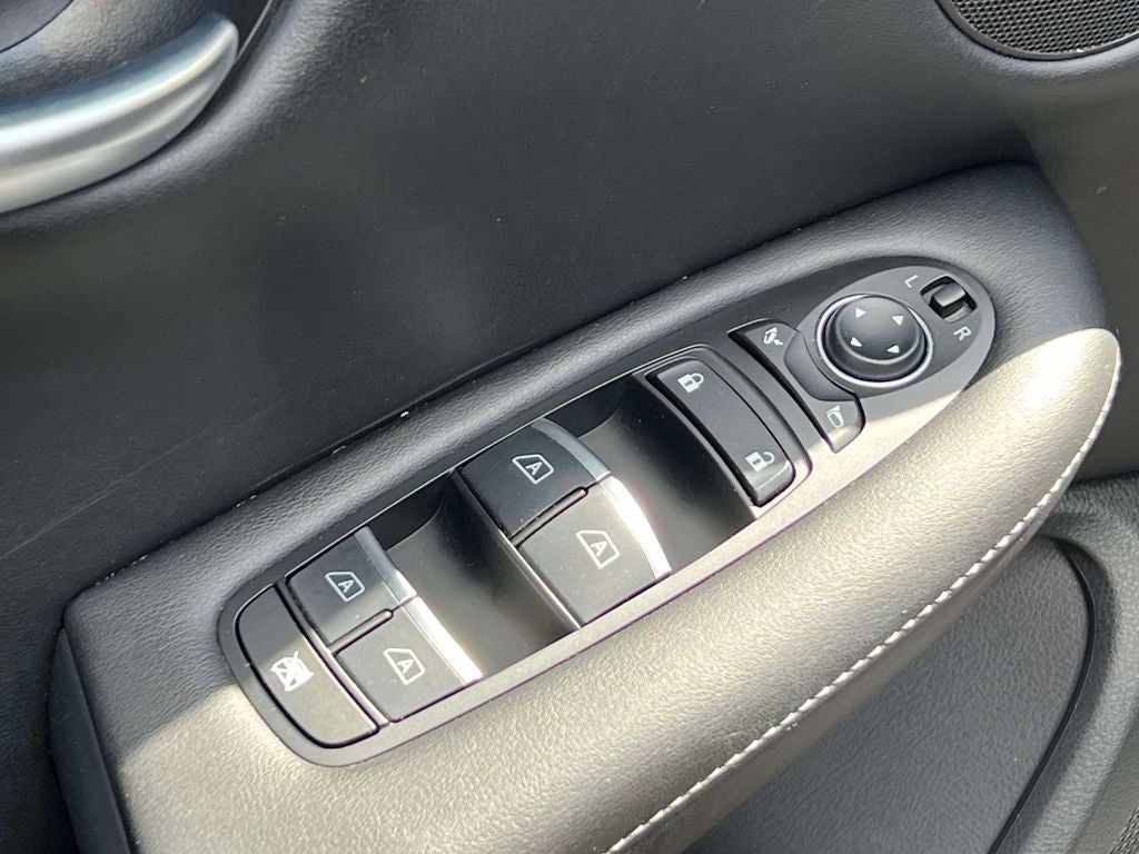 2024 INFINITI QX50 LUXE