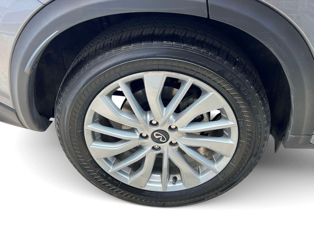2024 INFINITI QX50 LUXE