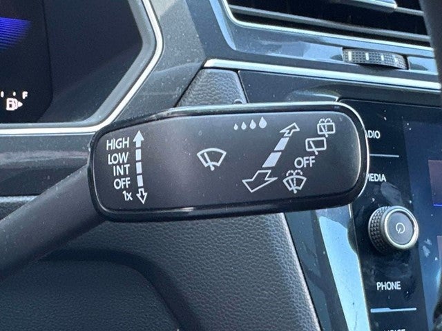 2024 Volkswagen Tiguan 2.0T SE R-Line Black