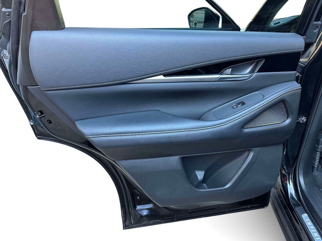 2025 INFINITI QX60 PURE
