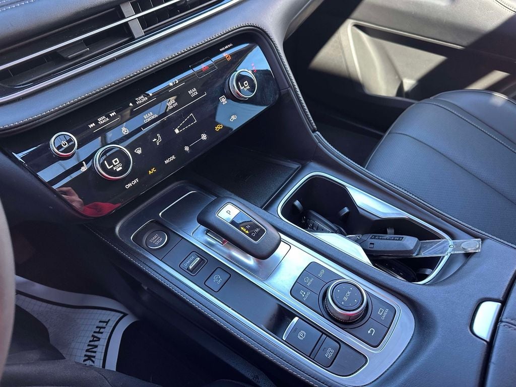 2025 INFINITI QX60 PURE