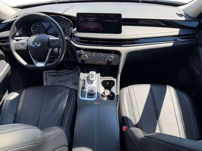 2025 INFINITI QX60 PURE