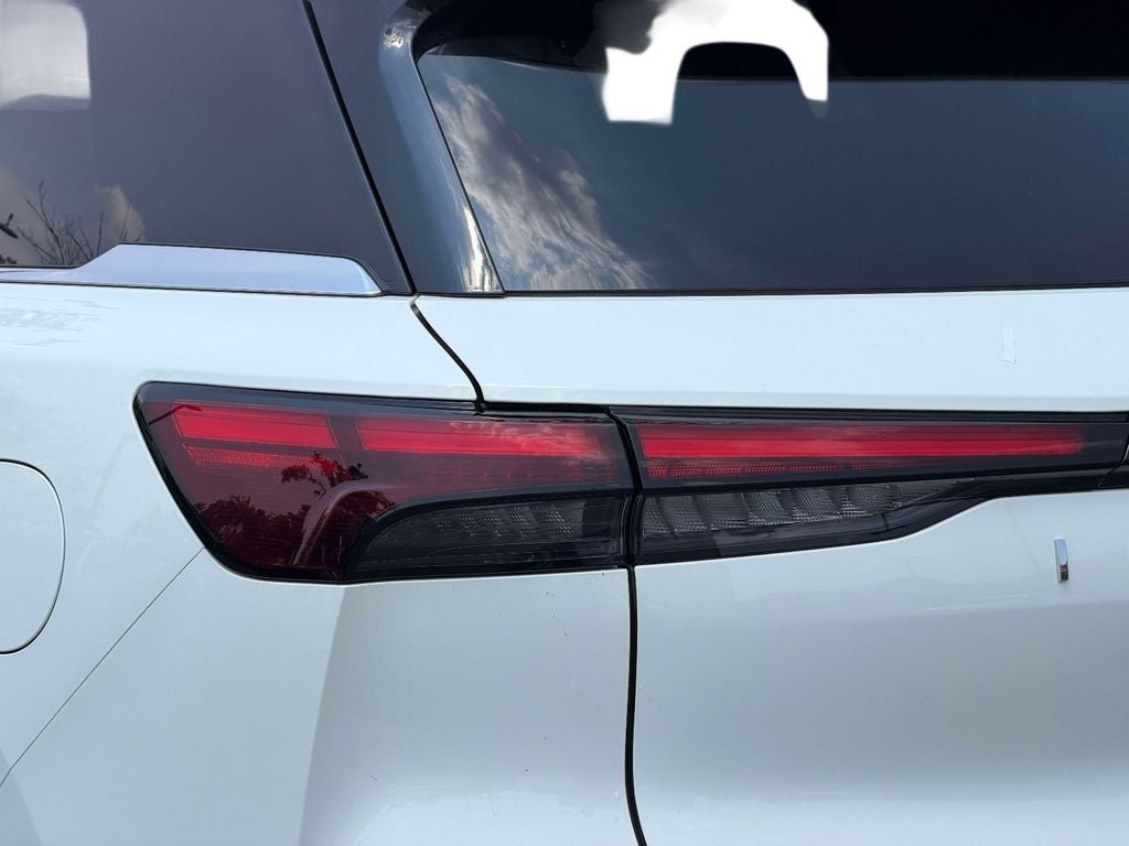 2025 INFINITI QX60 PURE