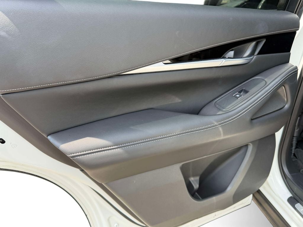 2025 INFINITI QX60 PURE
