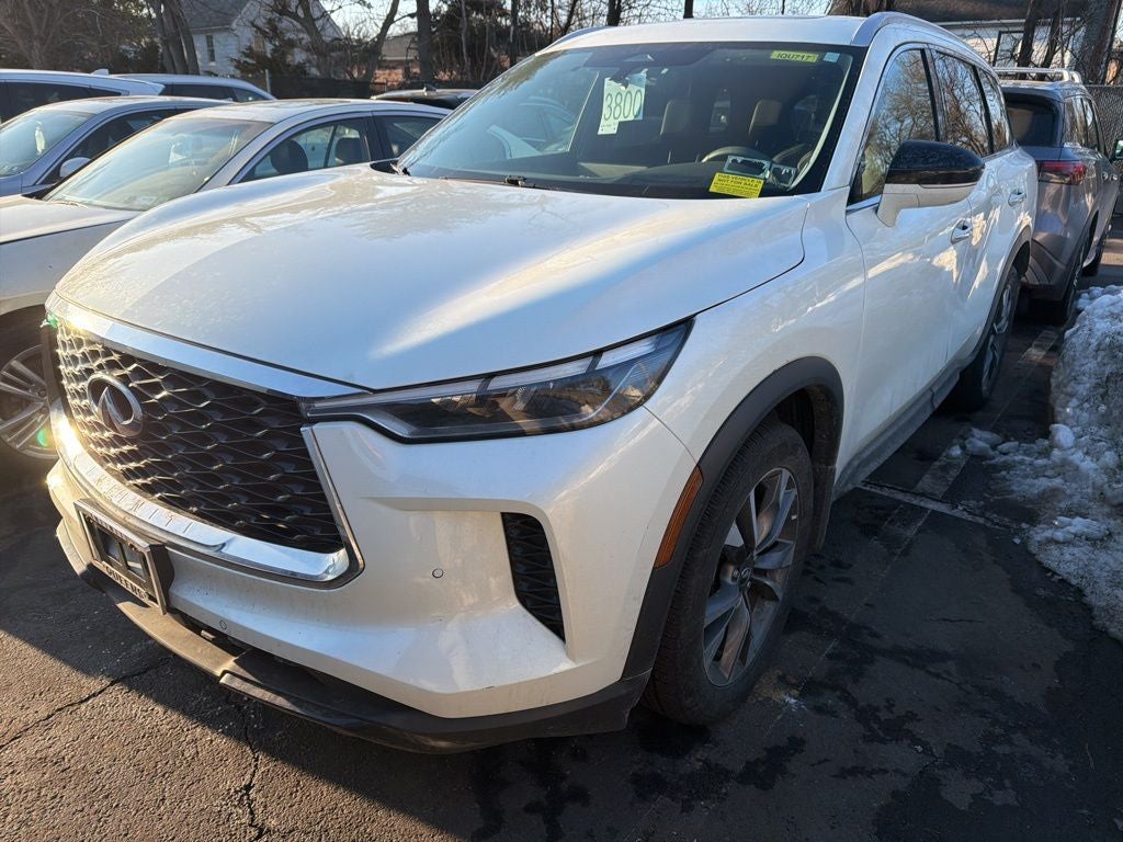 2024 INFINITI QX60 LUXE