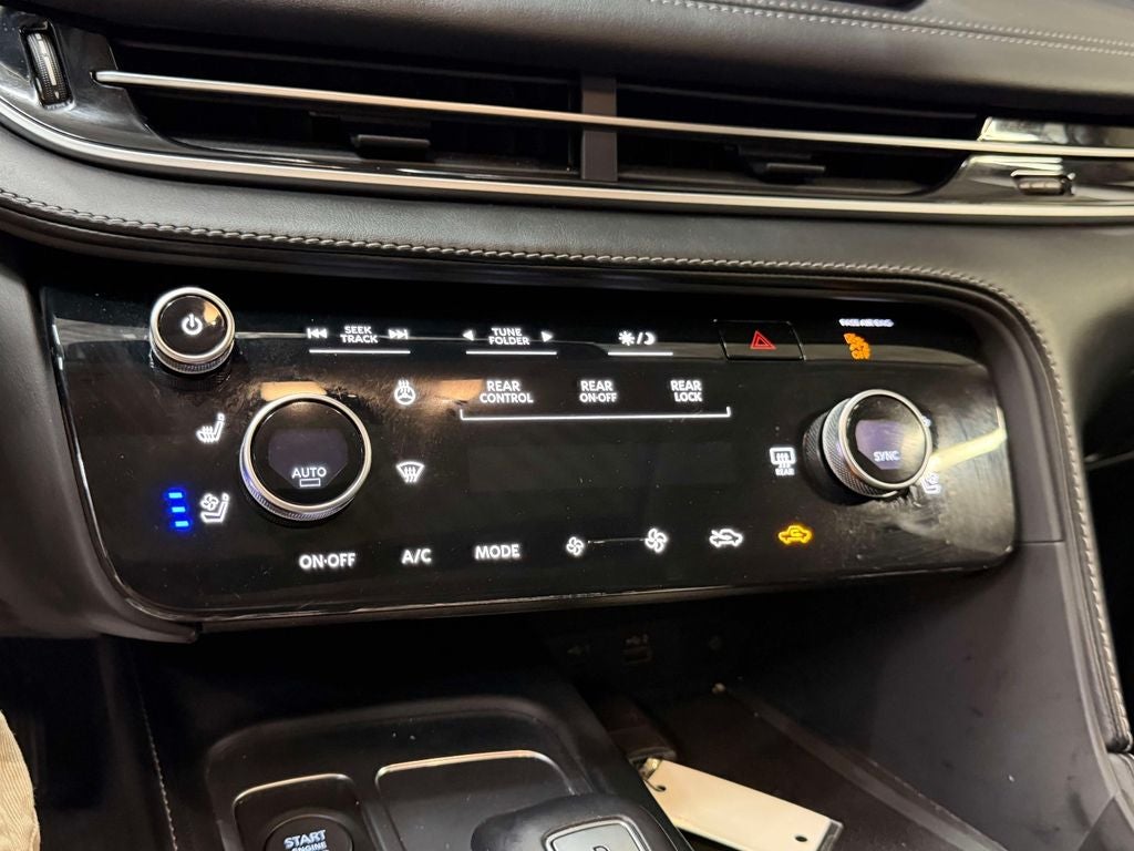 2024 INFINITI QX60 LUXE AWD