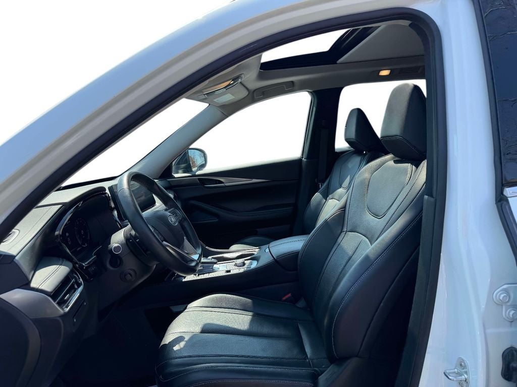 2024 INFINITI QX60 LUXE