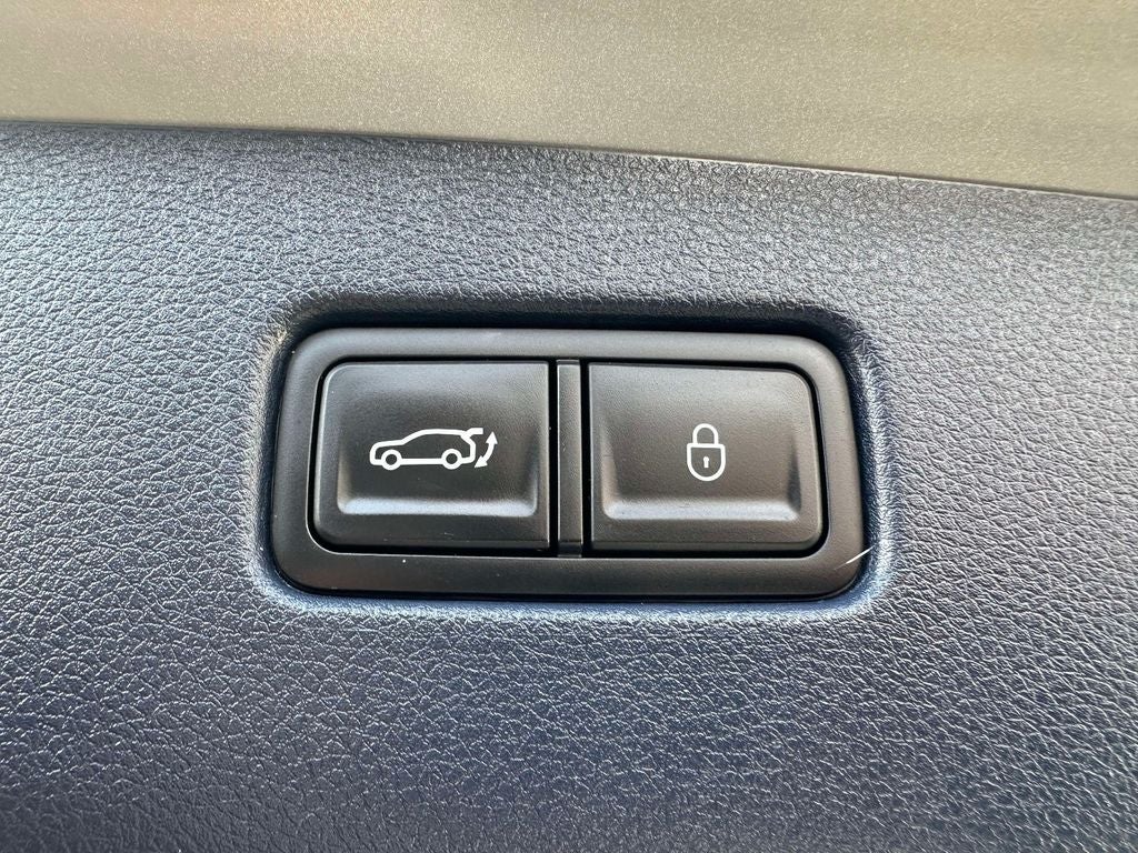 2024 Genesis GV70 2.5T