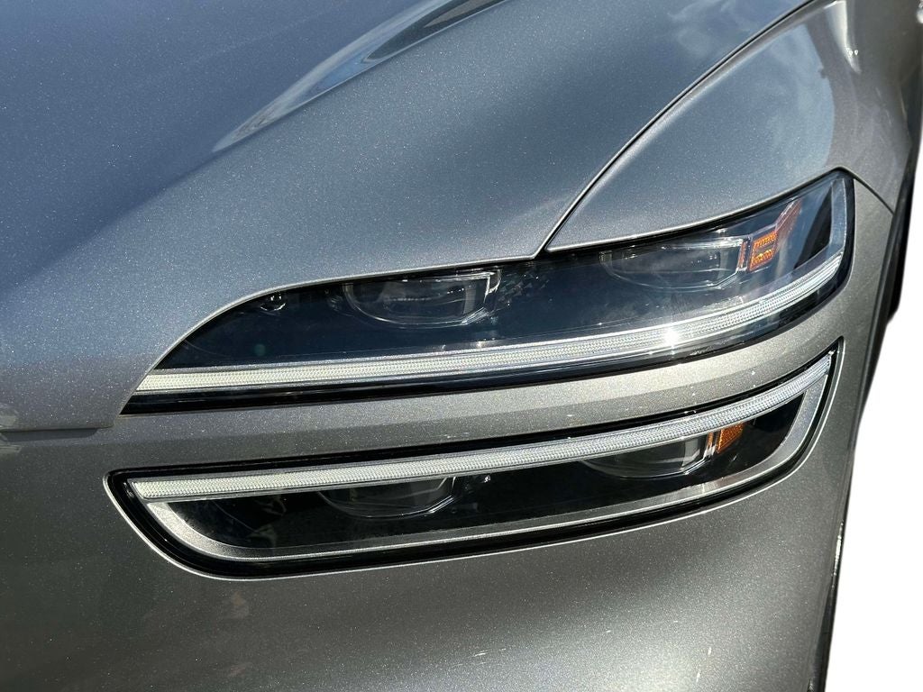 2024 Genesis GV70 2.5T