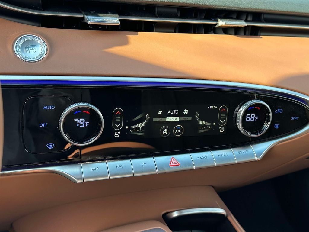 2024 Genesis GV70 2.5T
