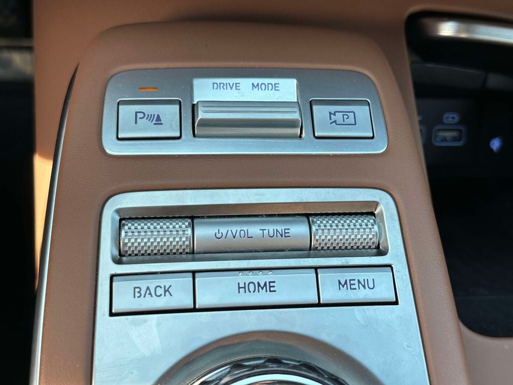 2024 Genesis GV70 2.5T
