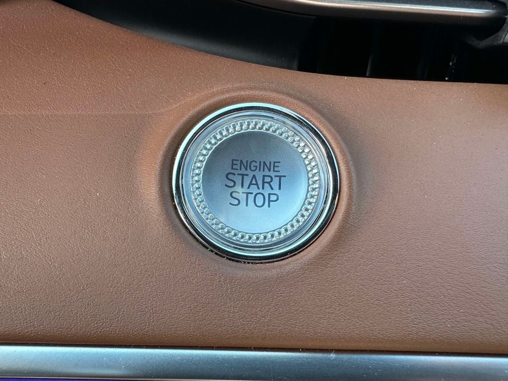 2024 Genesis GV70 2.5T