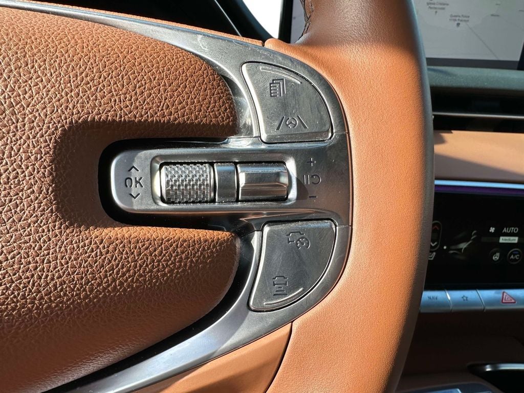 2024 Genesis GV70 2.5T