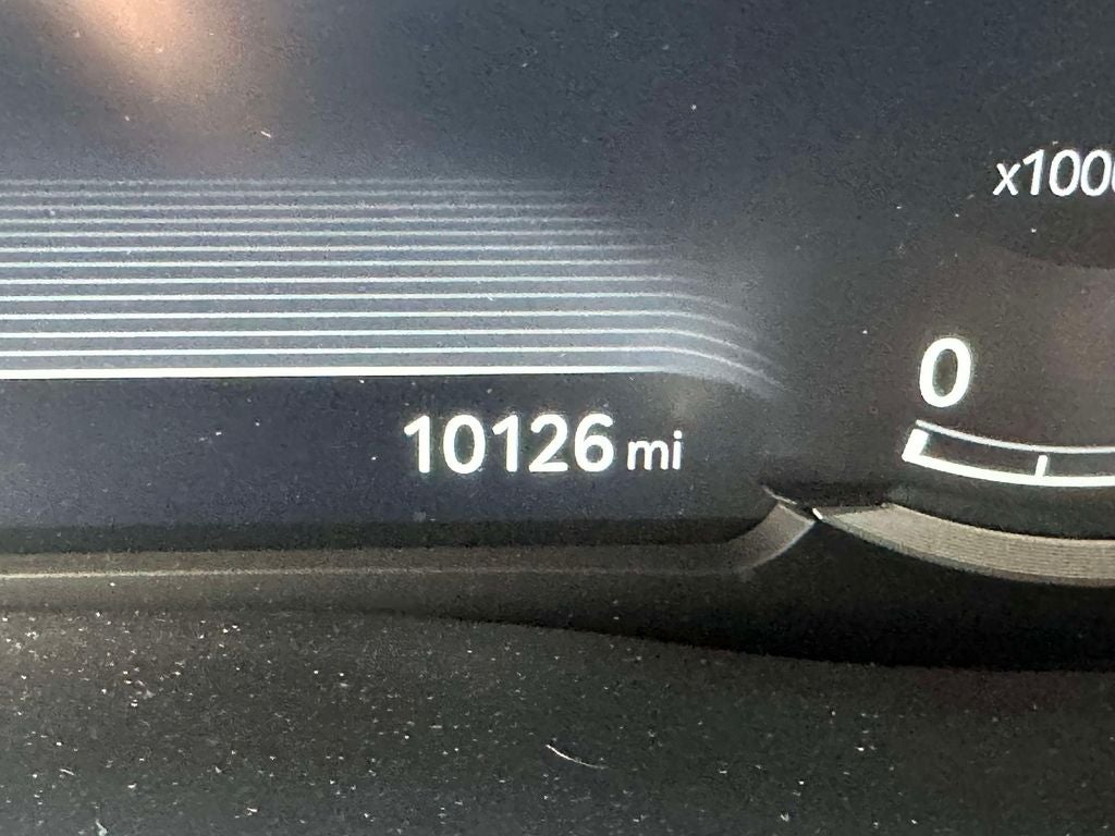 2024 Genesis GV70 2.5T