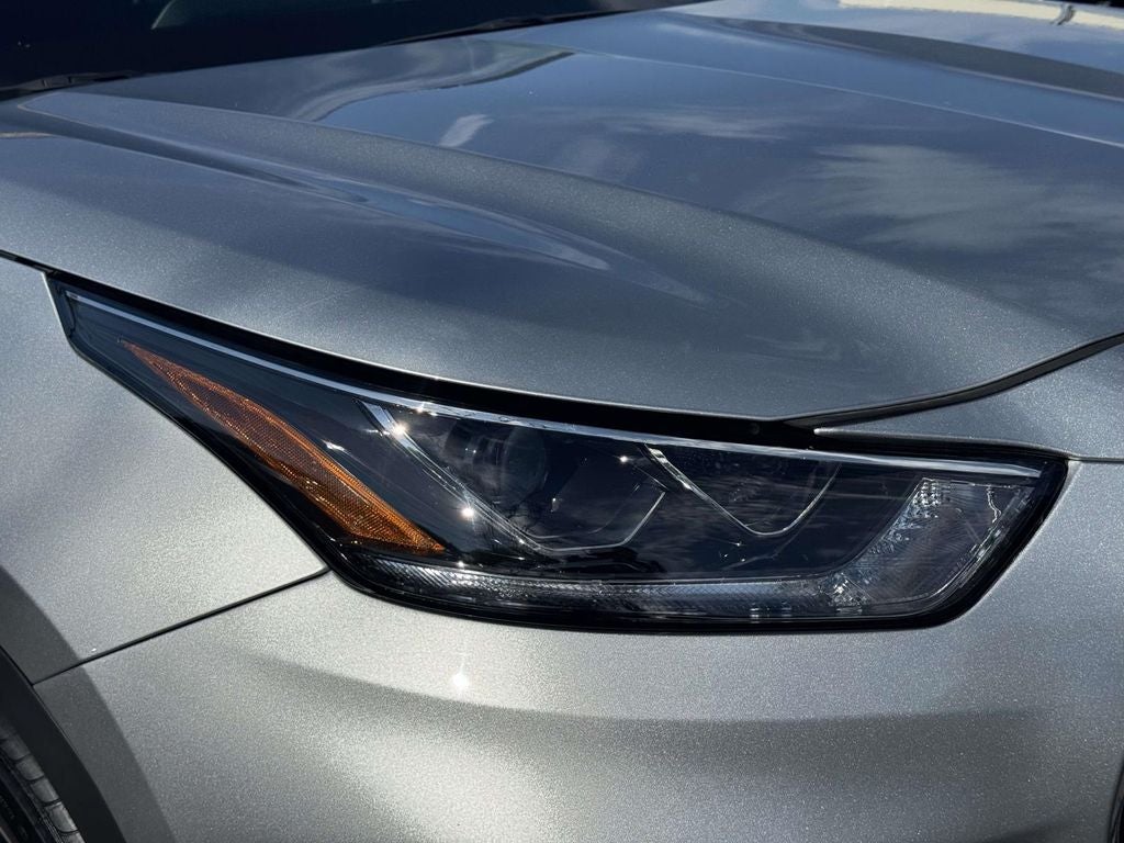 2025 Toyota Highlander Platinum