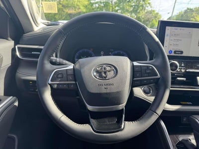 2025 Toyota Highlander Platinum