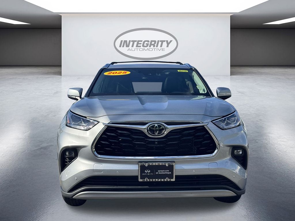 2025 Toyota Highlander Platinum