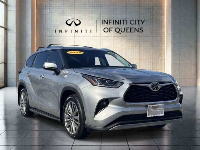 2025 Toyota Highlander Platinum