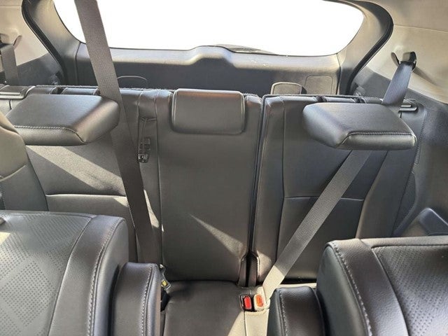 2025 Toyota Highlander Platinum