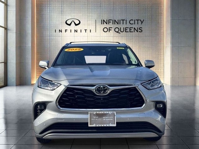 2025 Toyota Highlander Platinum