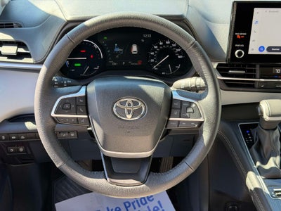 2026 Toyota Sienna XLE 8 Passenger