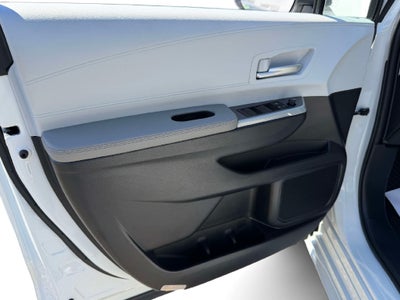 2026 Toyota Sienna XLE 8 Passenger