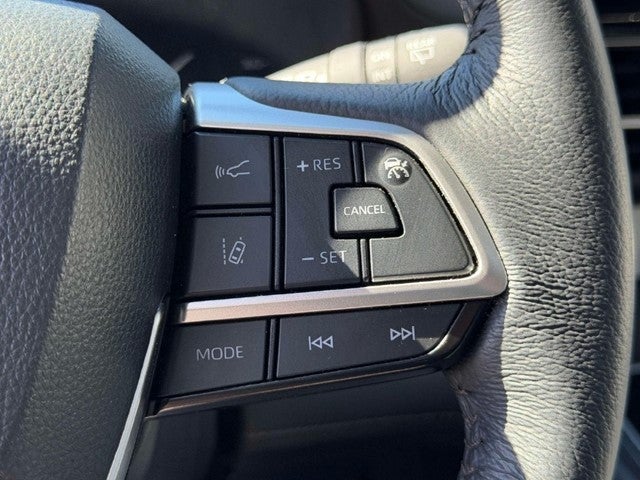 2026 Toyota Sienna XLE 8 Passenger