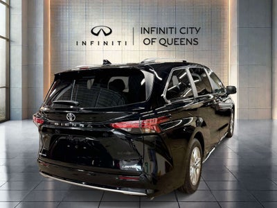 2026 Toyota Sienna Limited 7 Passenger