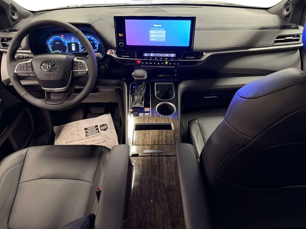 2026 Toyota Sienna Limited 7 Passenger