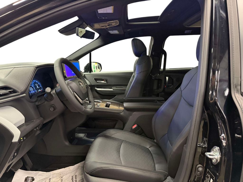 2026 Toyota Sienna Limited 7 Passenger