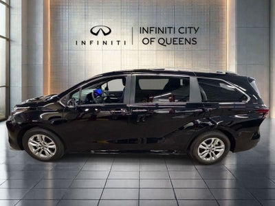 2026 Toyota Sienna Limited 7 Passenger