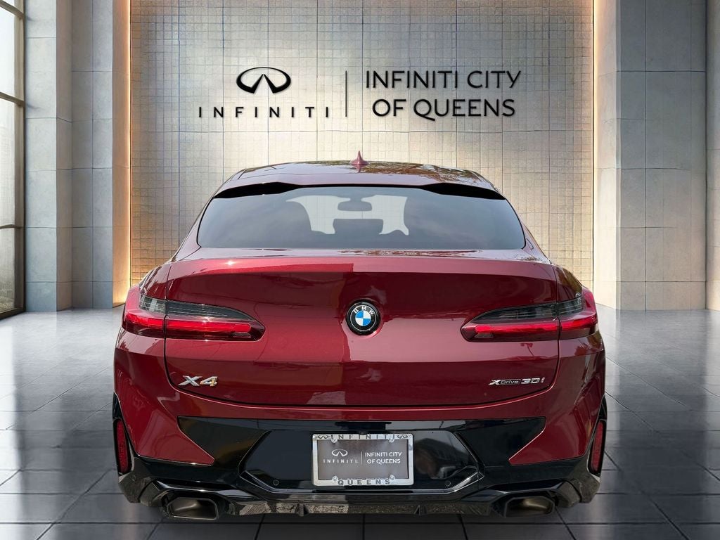 2024 BMW X4 xDrive30i
