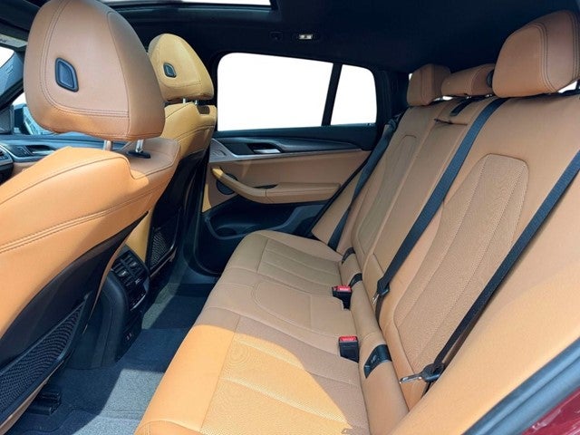 2024 BMW X4 xDrive30i