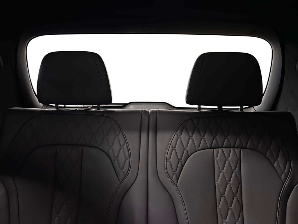 2024 BMW X7 M60i
