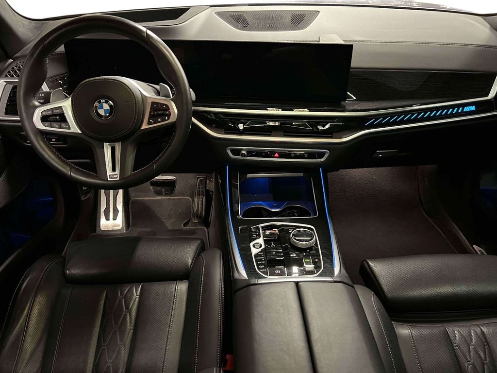 2024 BMW X7 M60i