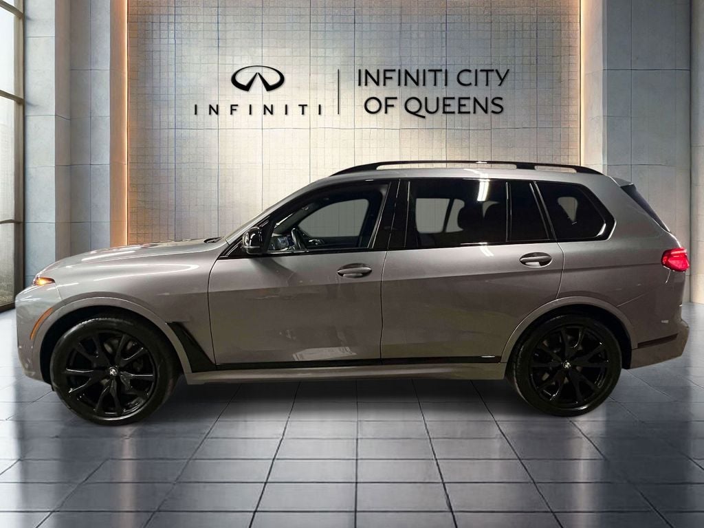 2024 BMW X7 M60i